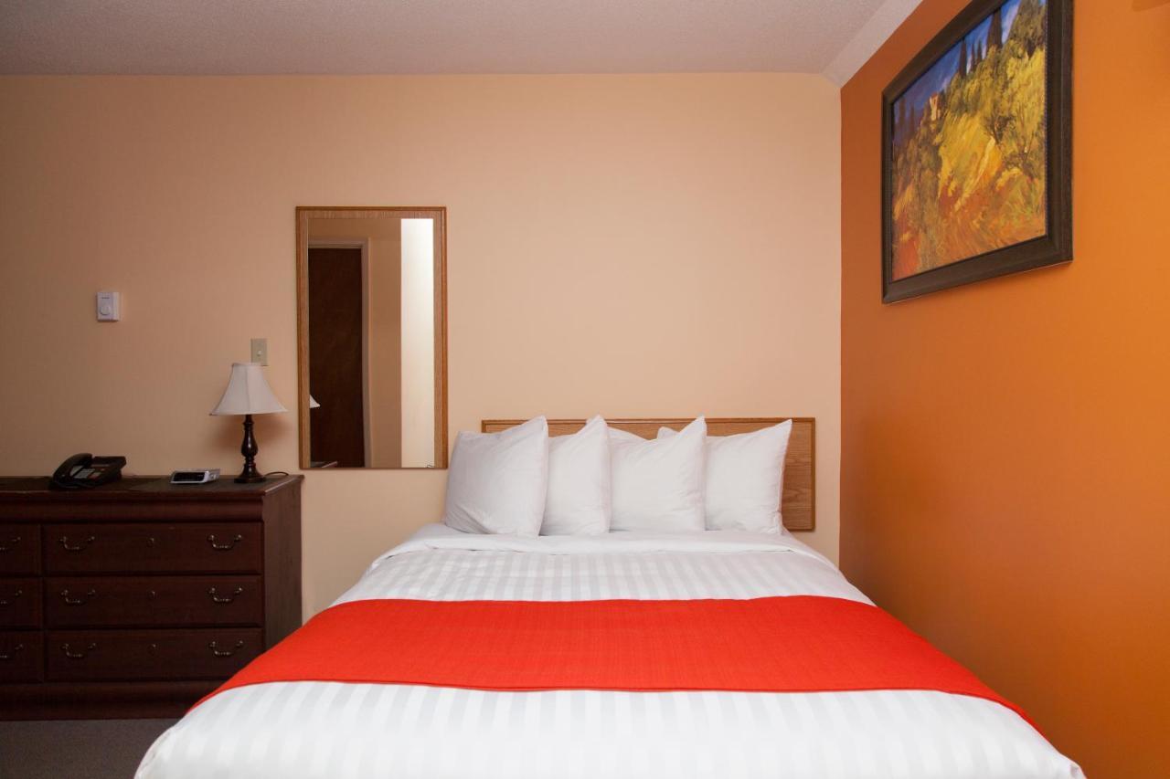 Hotel Robin Hood Grand Falls Windsor Esterno foto