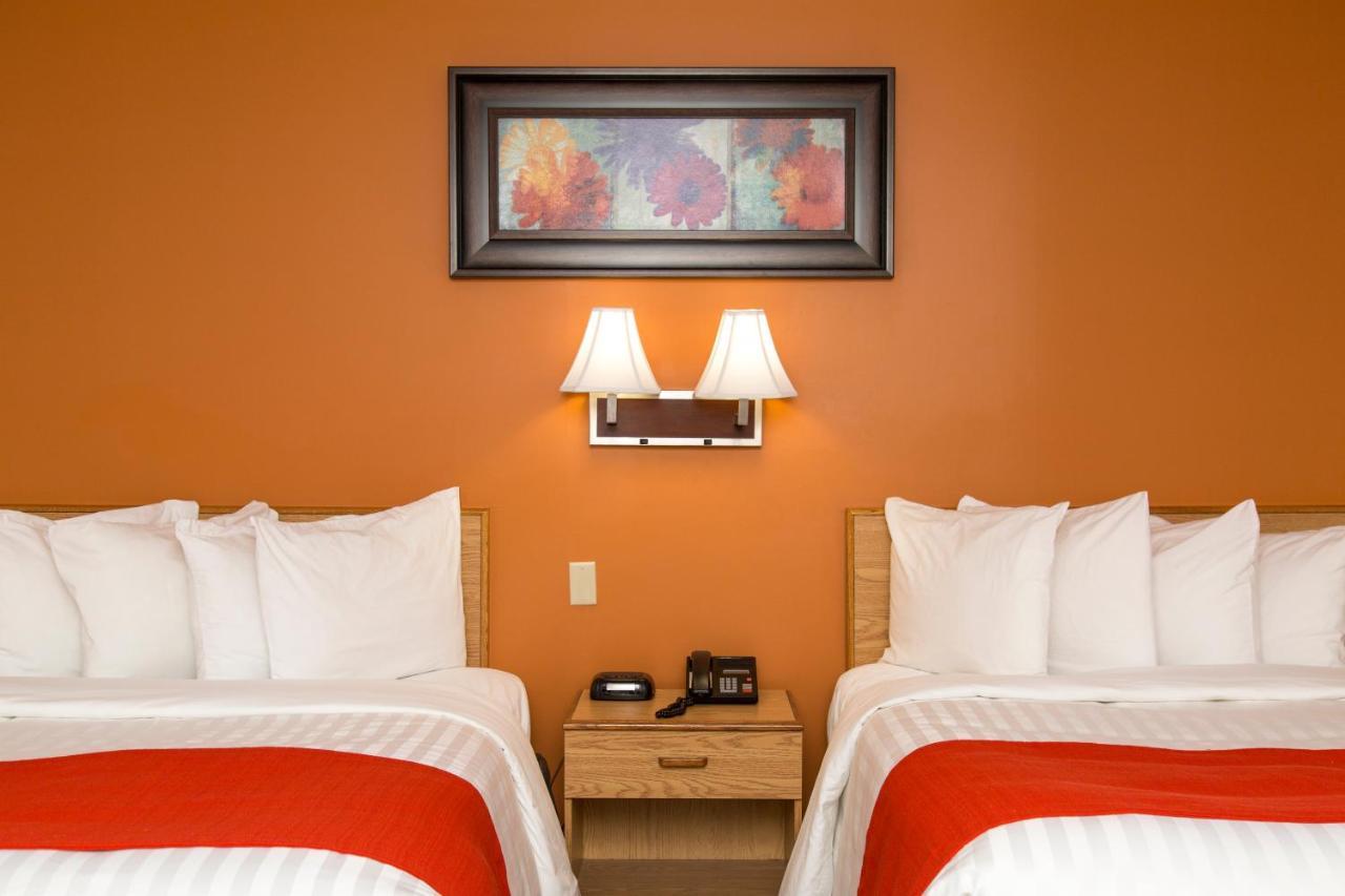 Hotel Robin Hood Grand Falls Windsor Esterno foto
