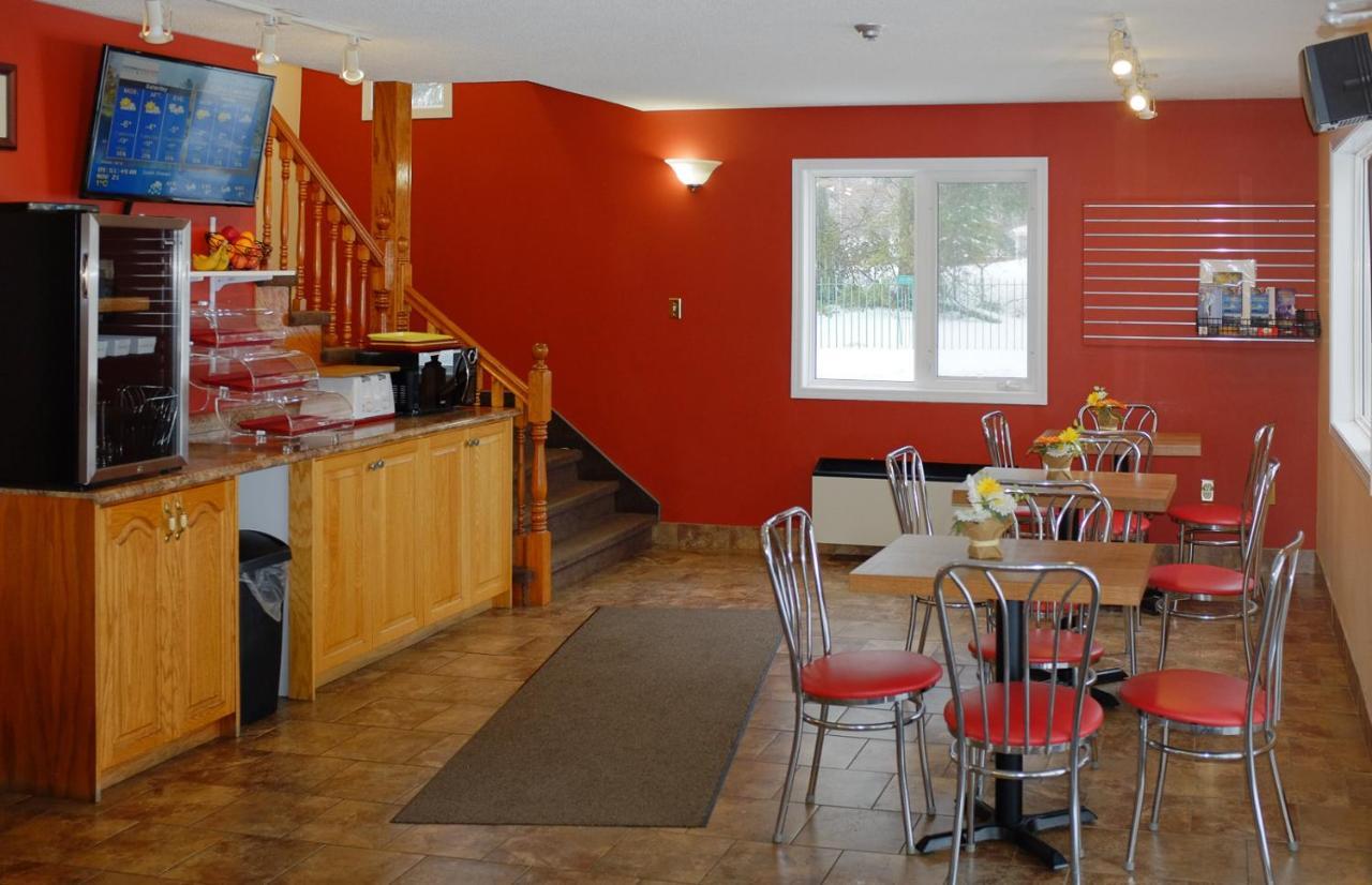 Hotel Robin Hood Grand Falls Windsor Esterno foto